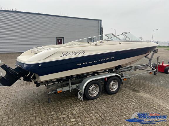 bayliner. 2050